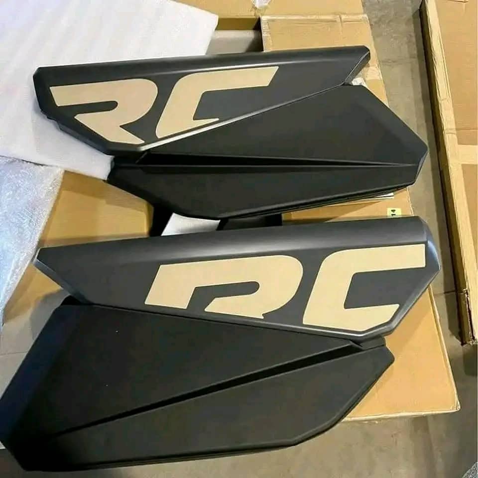 cam-Am  maverick x3 lower door panels