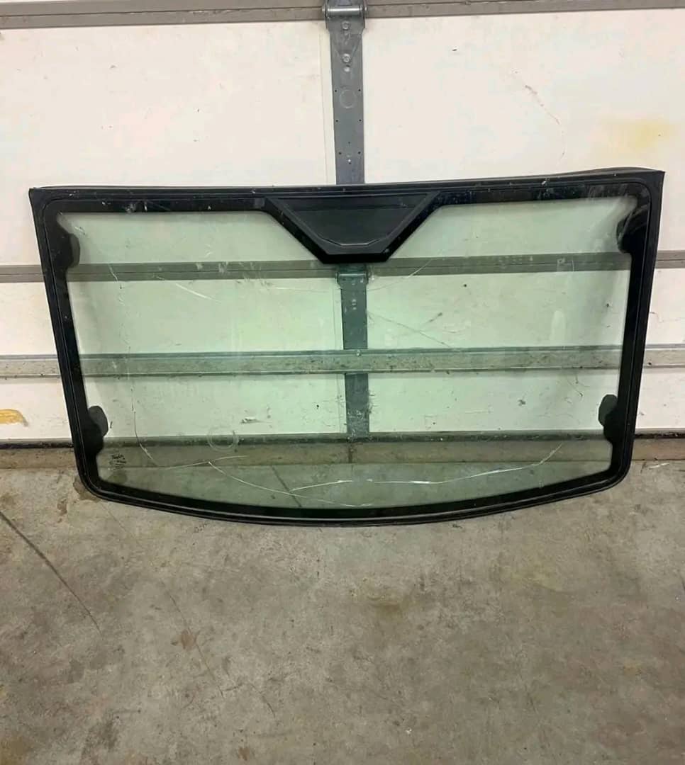 windshield Glass