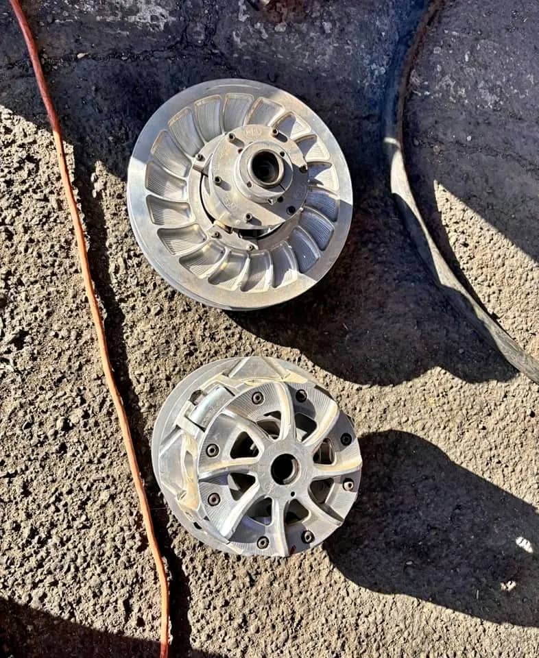 Polaris primary and secondary clutch